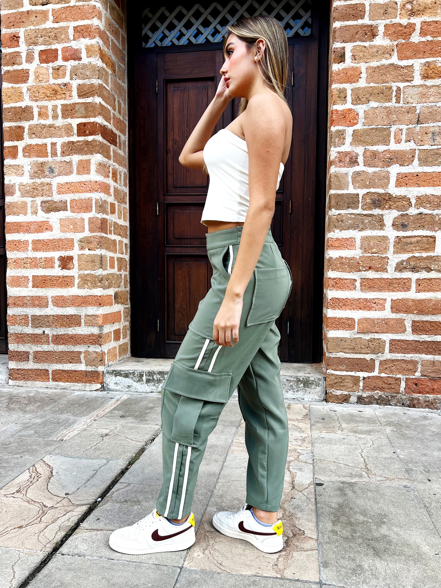 Pantalón sporty mom fit verde